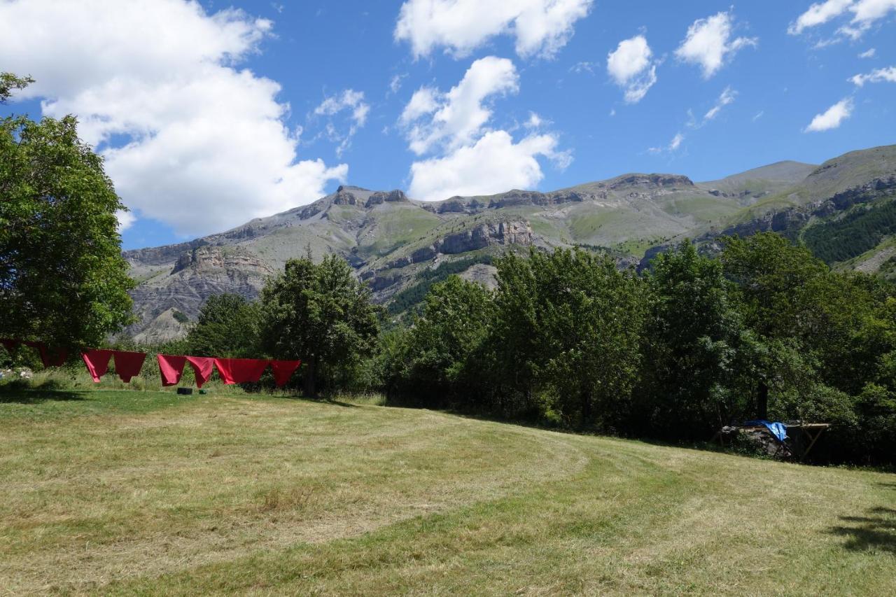 D'aliege 2* Péone
